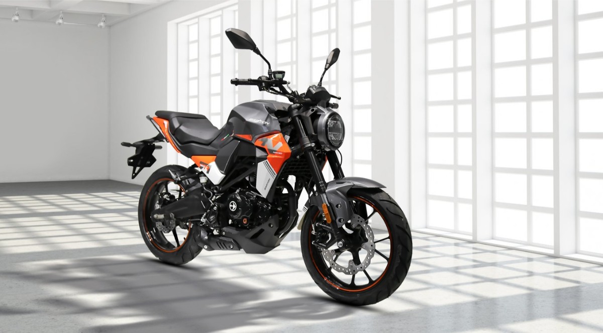 Barton Naked125