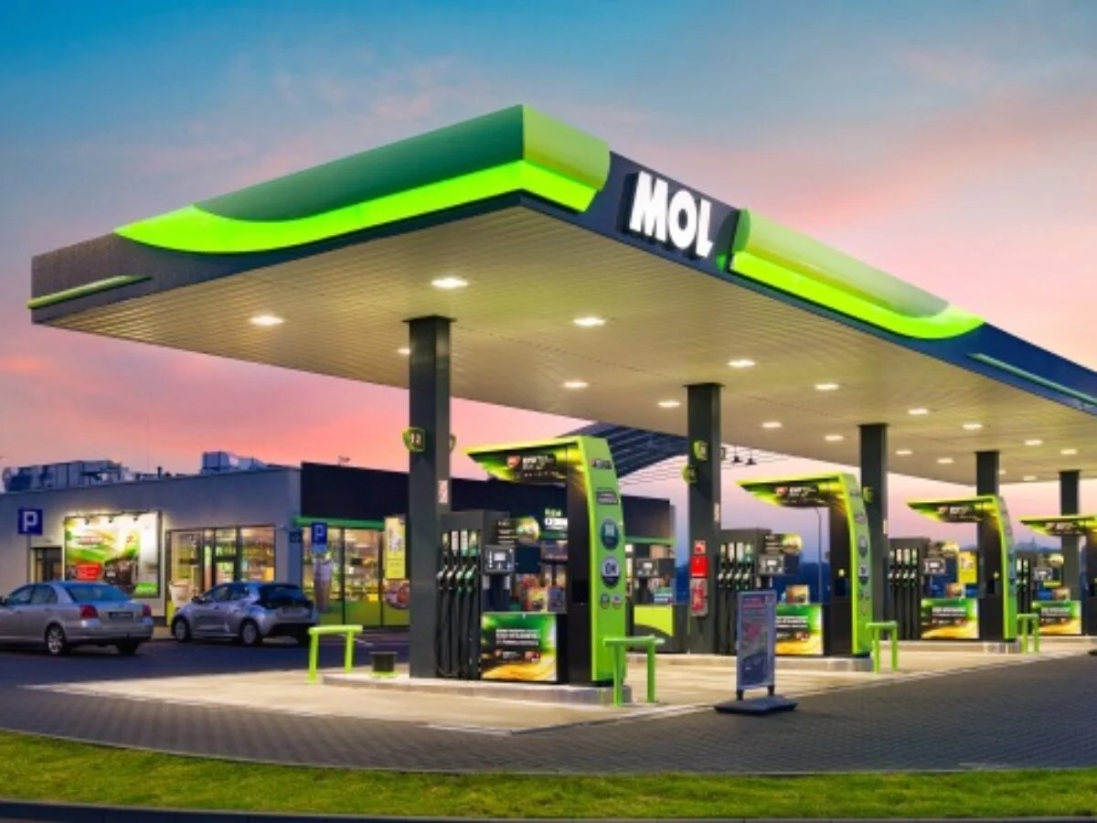 Stacja paliw benzynowa 5 MOL Stacja paliw benzynowa 5 MOL