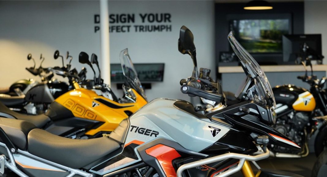 Triumph salon dealer 2