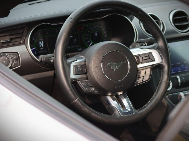 Policyjny Ford Mustang GT Policyjny Ford Mustang GT