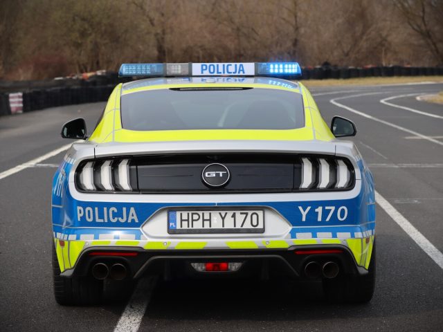 Policyjny Ford Mustang GT Policyjny Ford Mustang GT