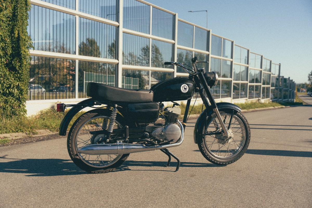 Gmoto czeasci do klasykow PRL weteranow wsk junak 5