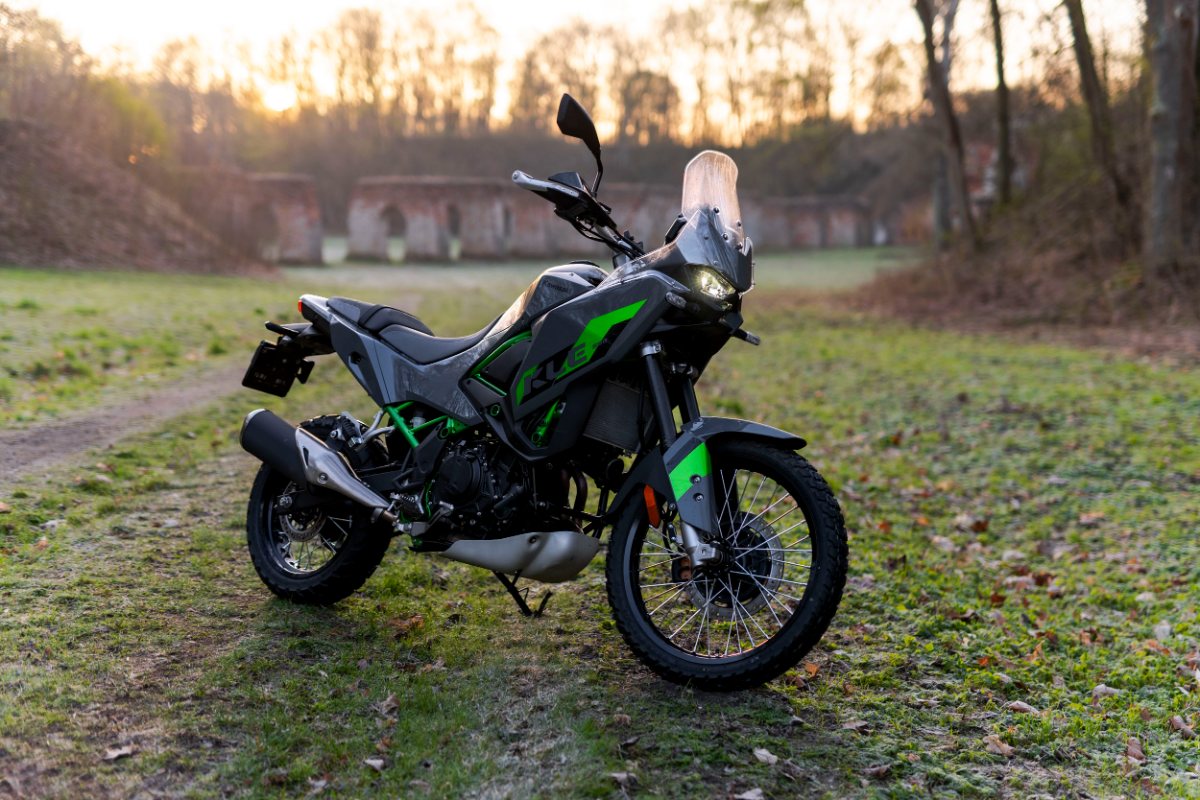 KLE 500 2026 dane techniczne test cena wady zalety 1 KLE 500 2026 dane techniczne test cena wady zalety 1