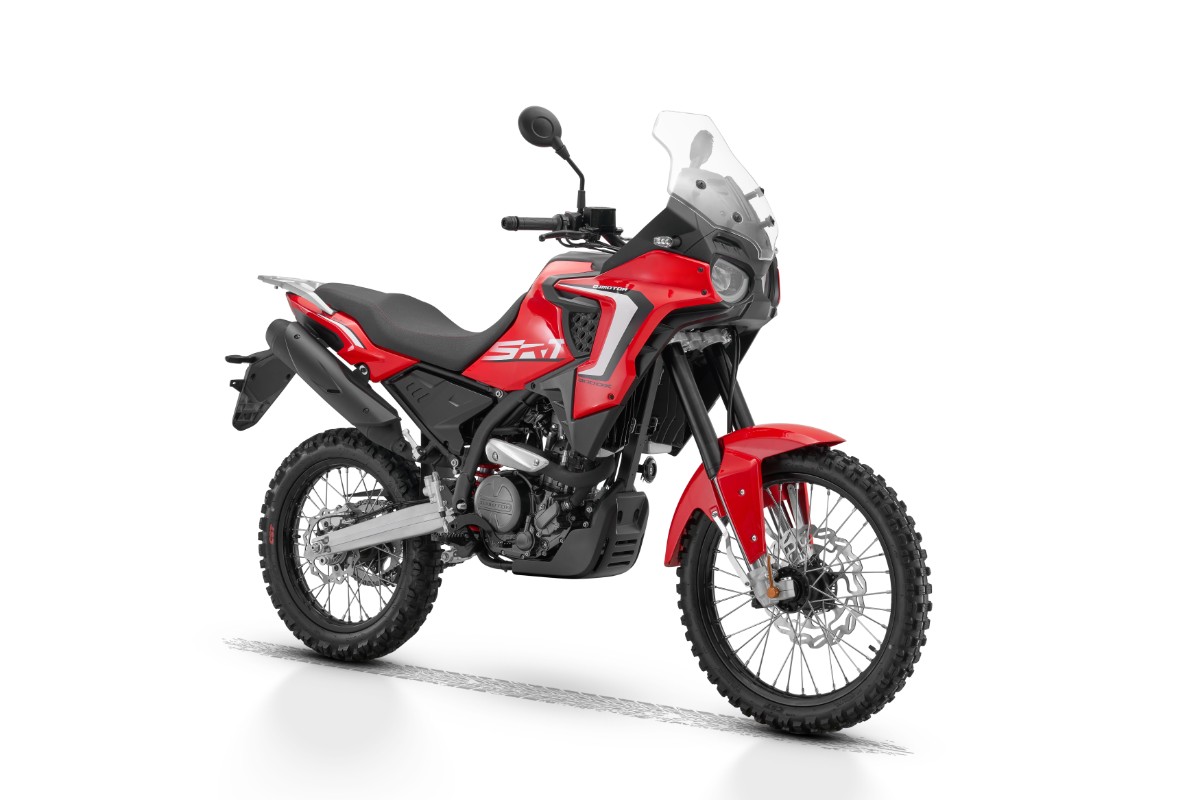 QJMotor SRT 300 DX QJMotor SRT 300 DX