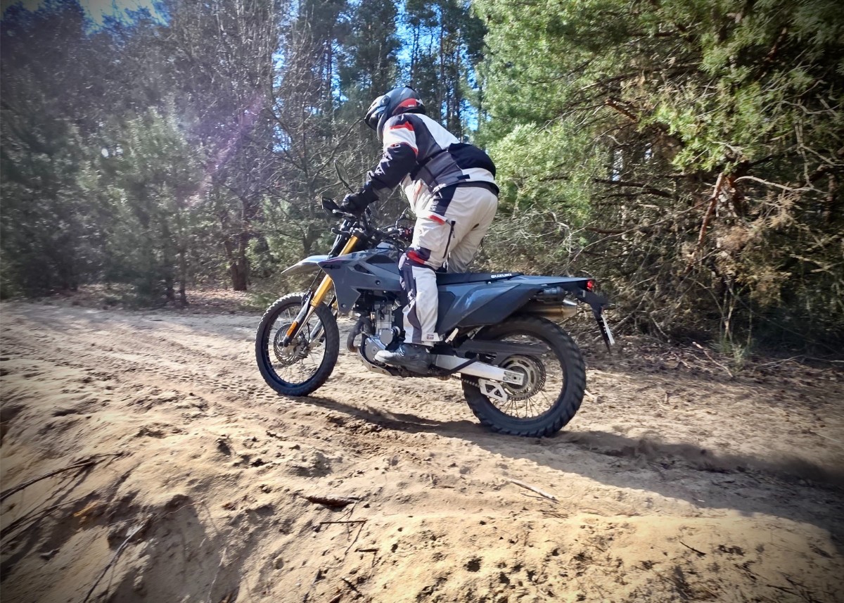 Suzuki DRZ4S SM 4