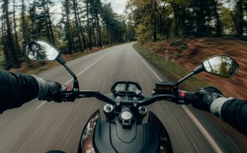 motocykl droga motocyklista motocyklem