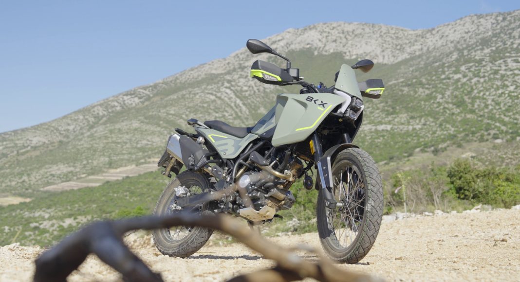 Benelli BKX 125