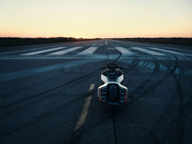 BMW K18 Vision dane techniczne zdjęcia 7 BMW K18 Vision dane techniczne zdjęcia 7