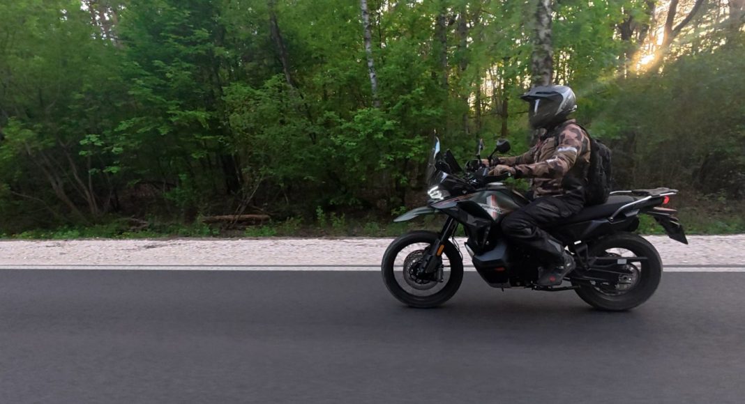 CFMoto 1000 MTX dane techniczne cena wady zalety test 15