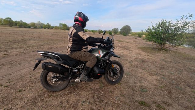 CFMoto 1000 MTX dane techniczne cena wady zalety test 7