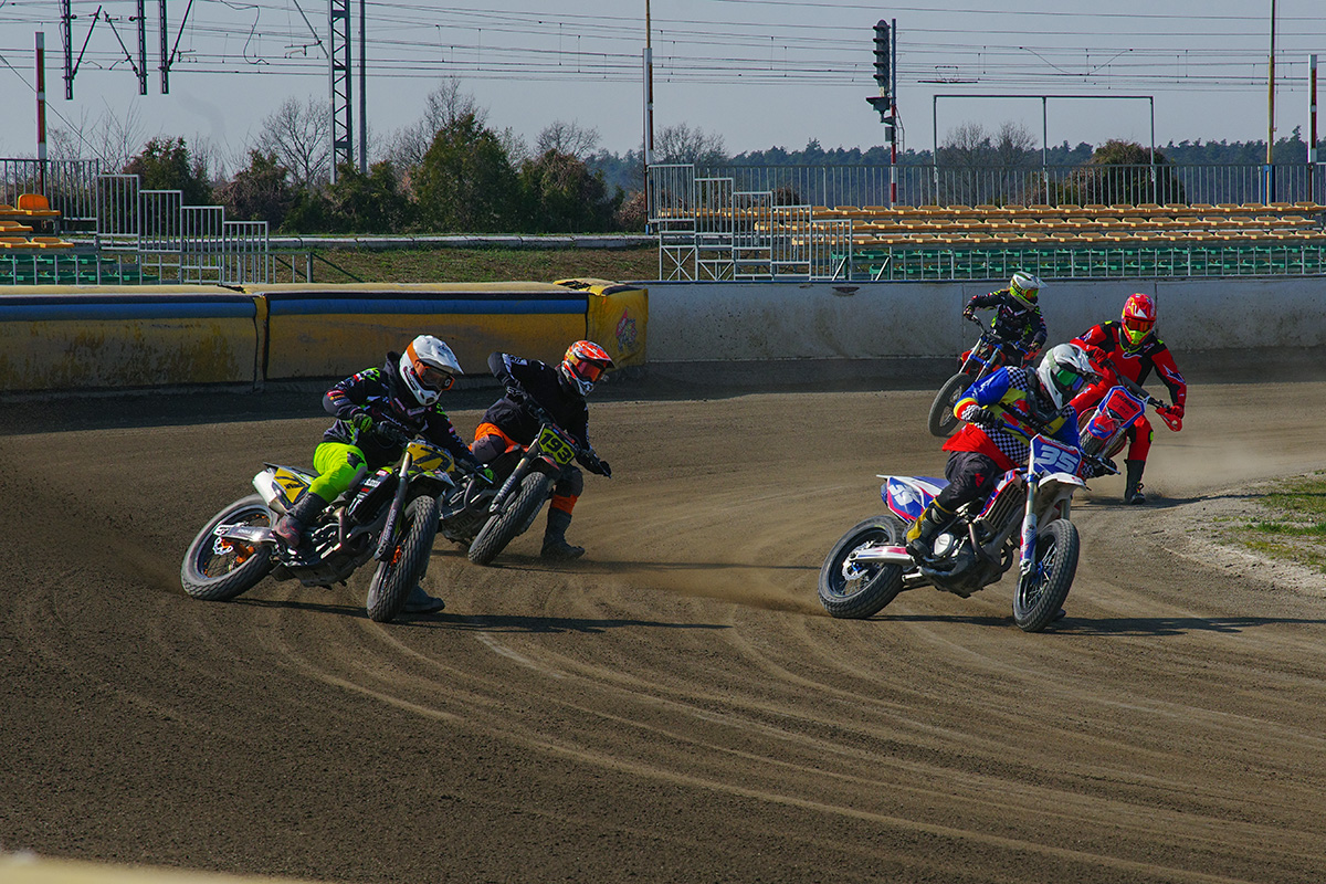 Flat Track Tymoszuk 3