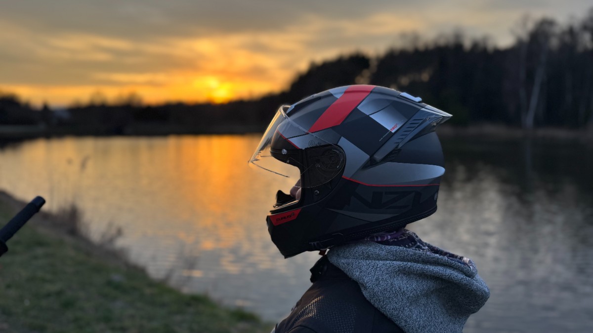 NZI Eurus 4 kask integralny 5