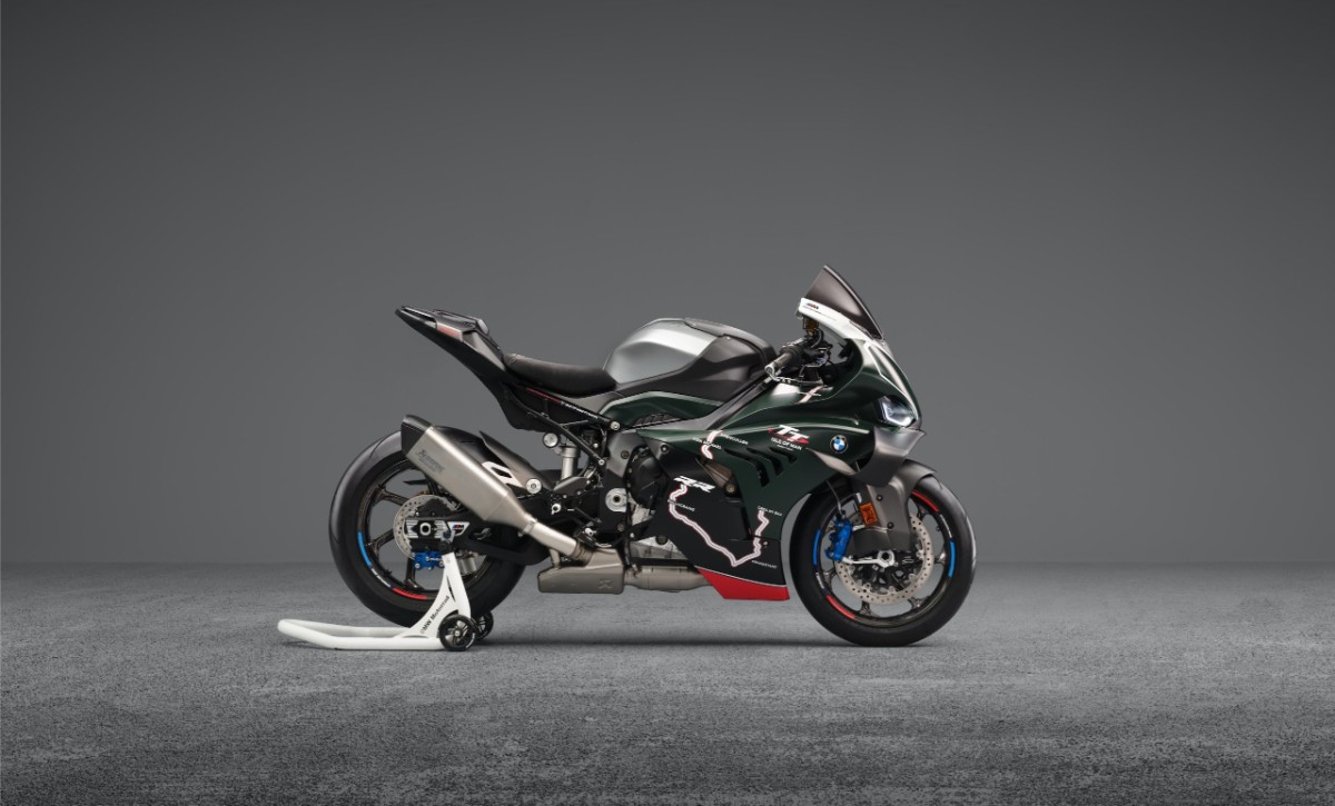 BMW M 1000 RR Isle on Mab limitowana edycja 2