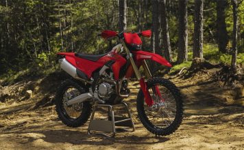 Ducati Desmo 450 EDS enduro 4