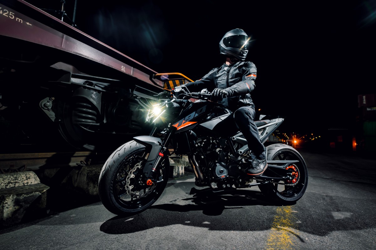 KTM 790 Duke 2027 5 KTM 790 Duke 2027 5