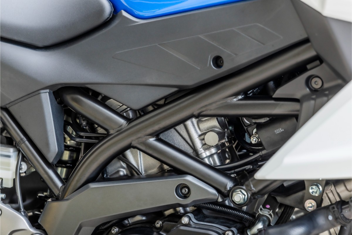 Suzuki SV 7GX test Francja Konrad 19