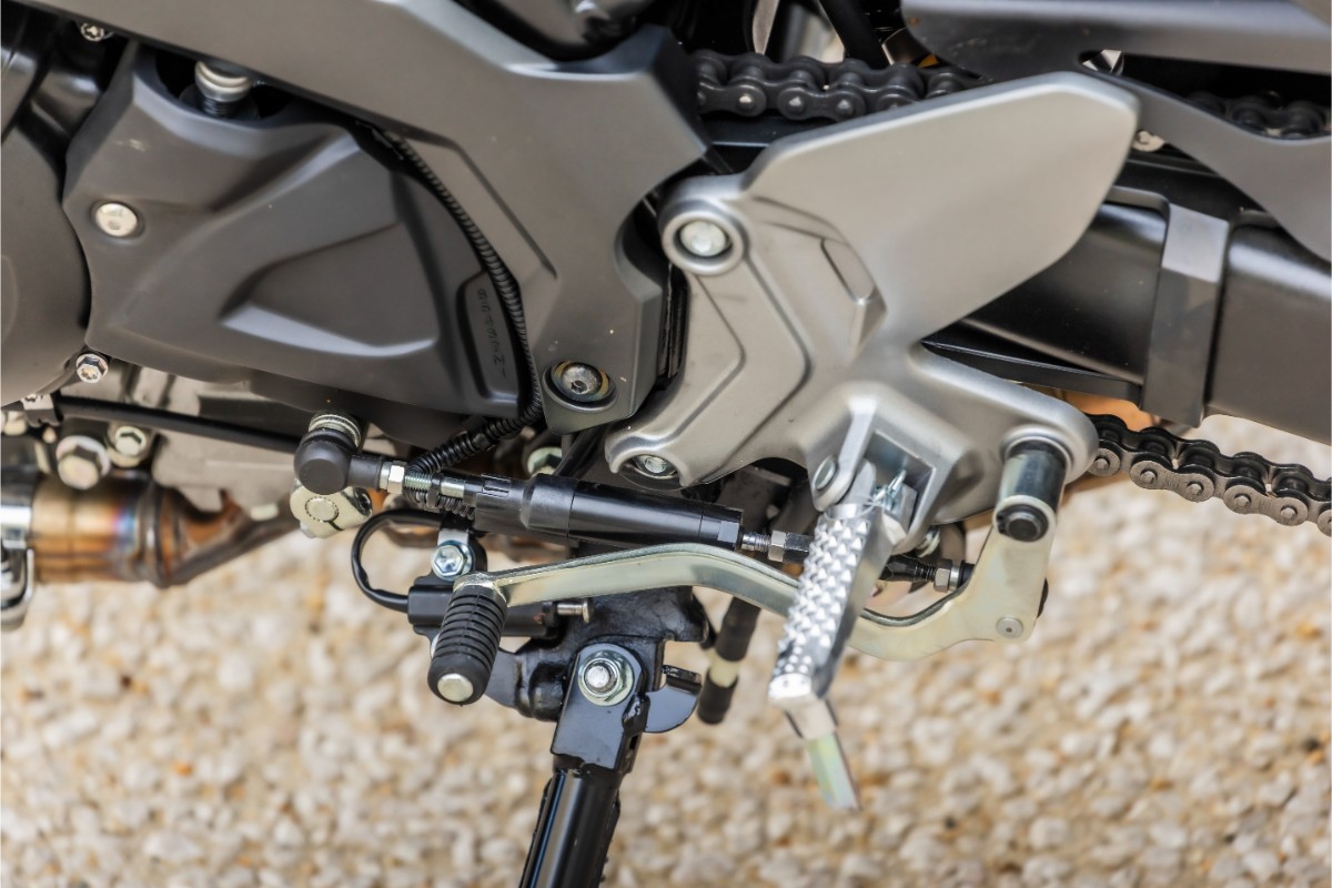 Suzuki SV 7GX test Francja Konrad 22