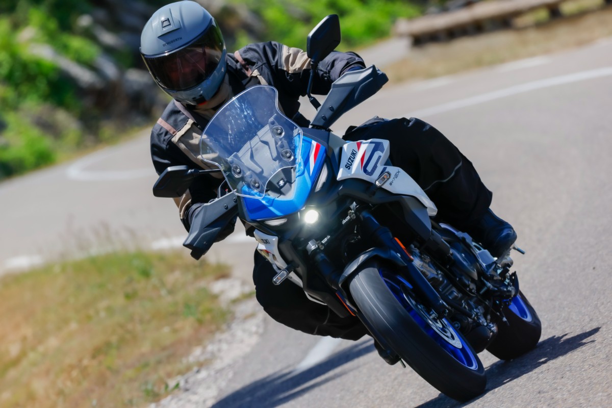 Suzuki SV 7GX test Francja Konrad 5