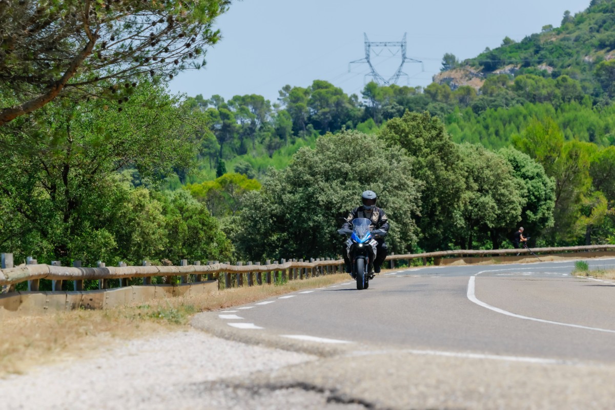 Suzuki SV 7GX test Francja Konrad 6