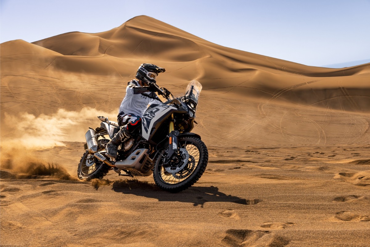 VOGE 800 Rally
