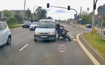 potracenie motocyklisty wypadek stop cham 2
