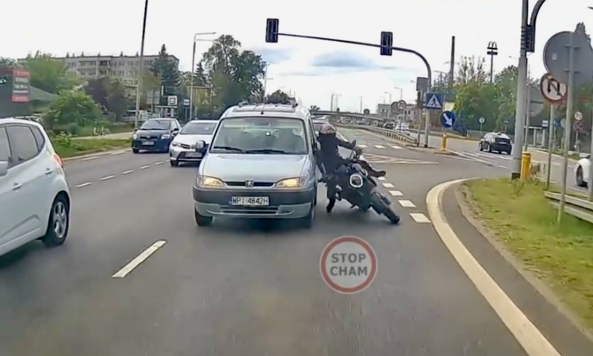 potracenie motocyklisty wypadek stop cham 2 potracenie motocyklisty wypadek stop cham 2