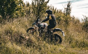F 600, 650, a może 700 GS? Nowy średni adventure BMW przyłapany podczas testów BMW F 450 GS 2026 porownanie adv a2 1