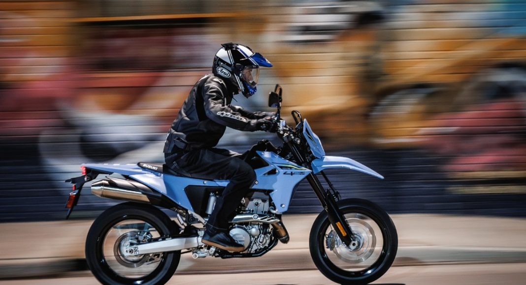 Suzuki DR Z4SM 3