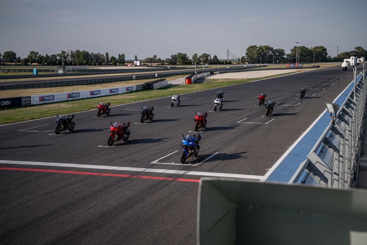 ZXMoto CUP tor wyscigi 500RR 820RR 4
