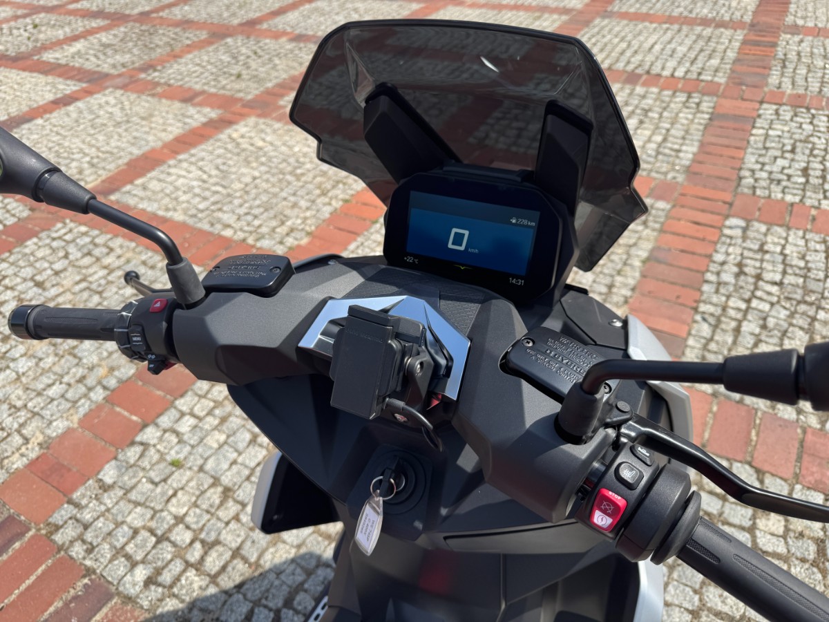 BMW C 400 X 15