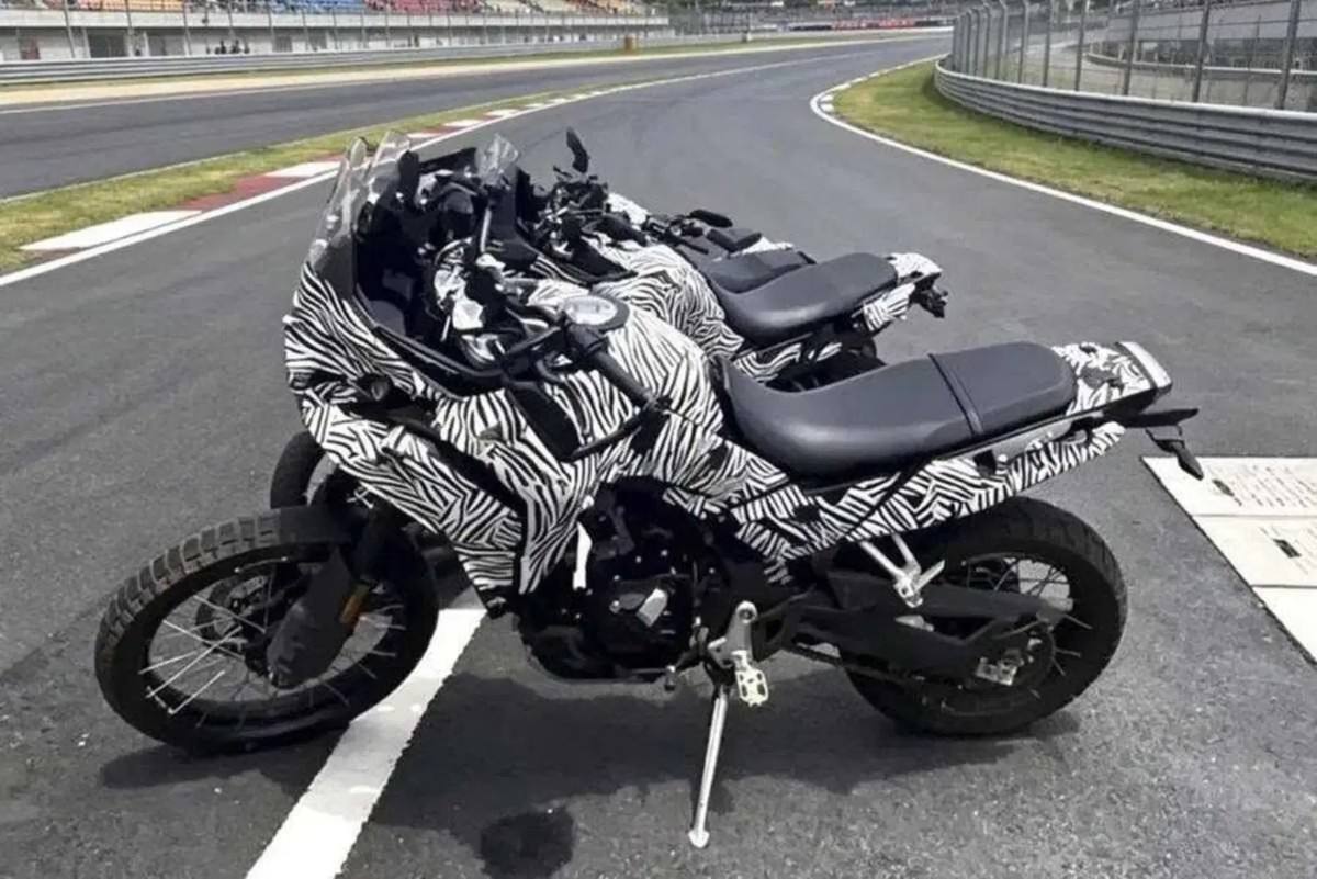 CFMoto 550 MT 1.jpg