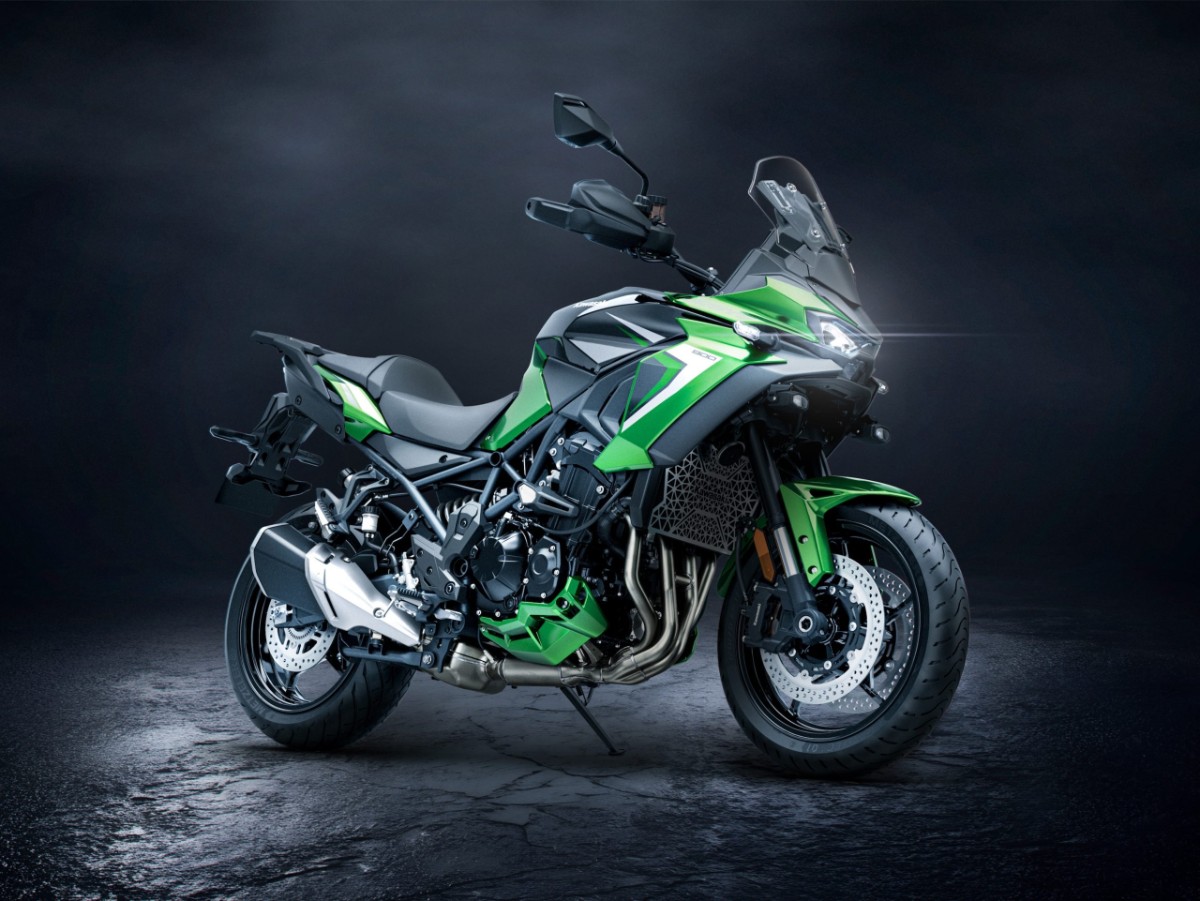 Kawasaki Versys 900 1