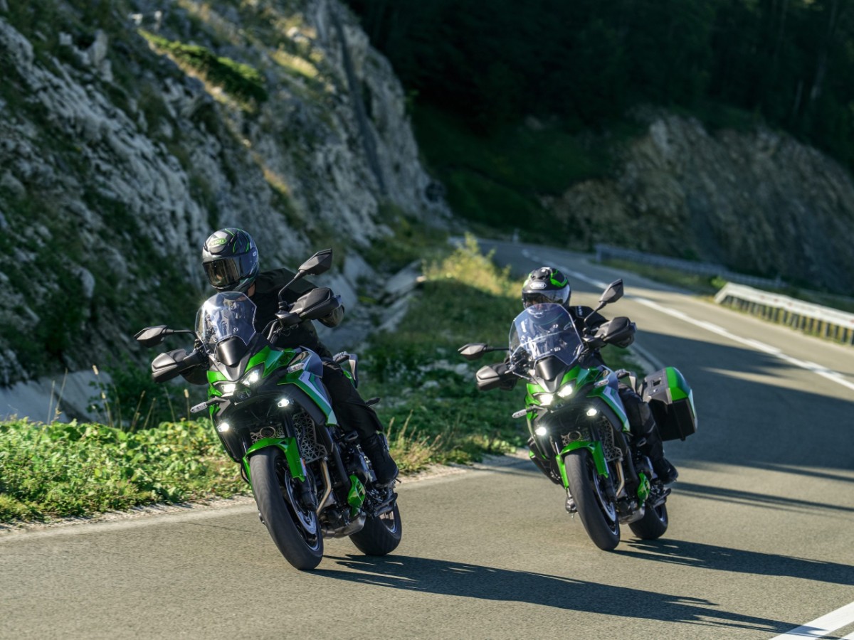 Kawasaki Versys 900 2