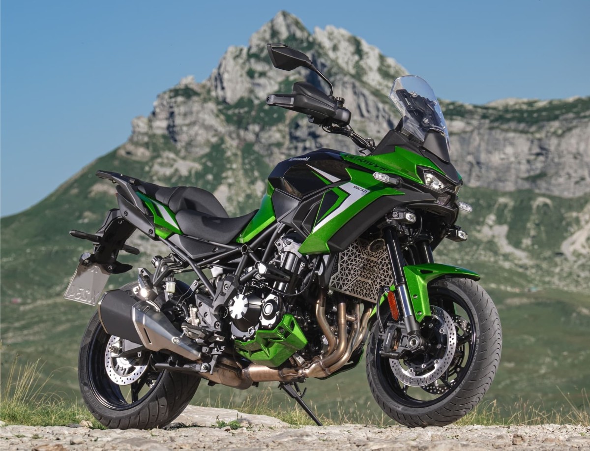 Kawasaki Versys 900 4