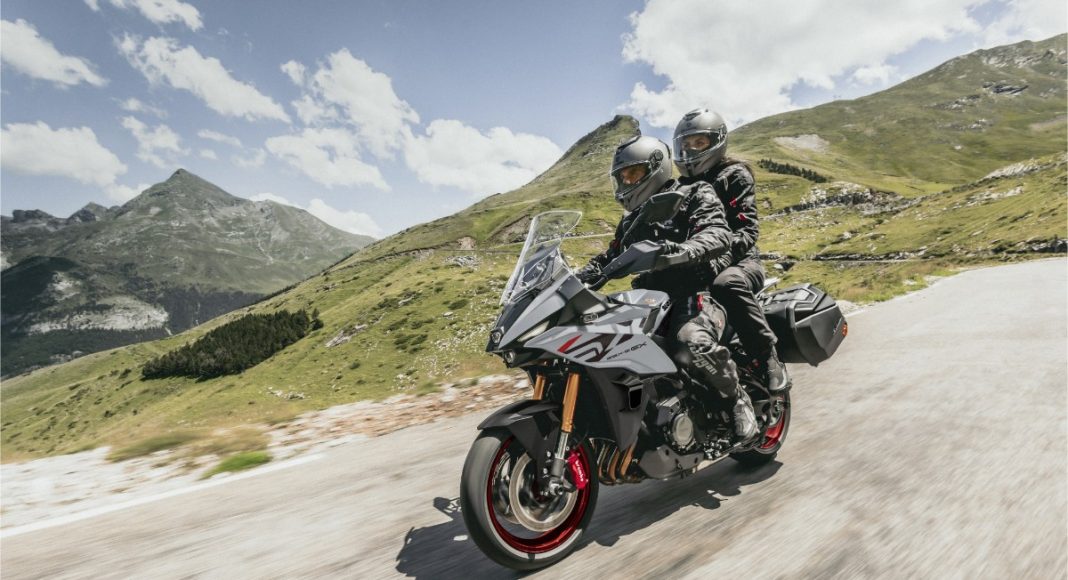 Suzuki GSX S1000GX 7