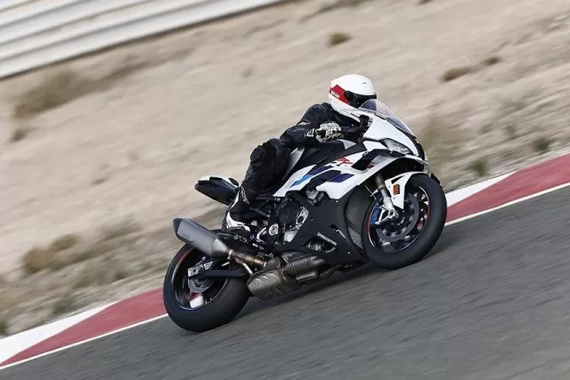 BMW S 1000 RR 2023 – najnowszy, najlepszy bawarski superbike z ...